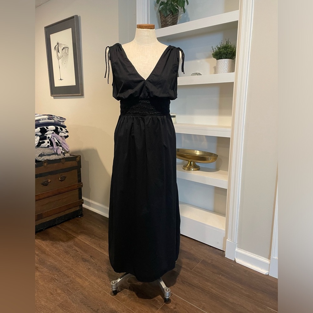 Black midi dress